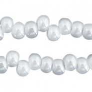 Glasperlen 6mm A-symetrisch Cloud grey-pearl shine coating