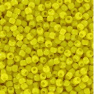 Toho seed beads 11/0 round Opaque Sunshine - TR-11-42B