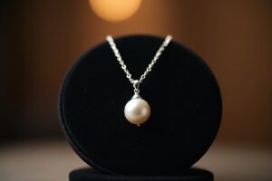 Perlenanhänger für Abendmode - Eleganter Schmuck